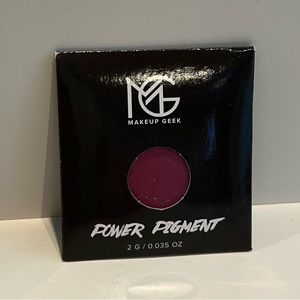 NEW Courageous Makeup Geek Power Pigment Eyeshadow